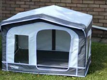 CampTech Pet House Traditional Style