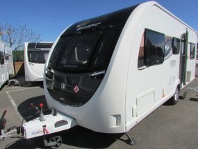 2019 Swift Challenger 590