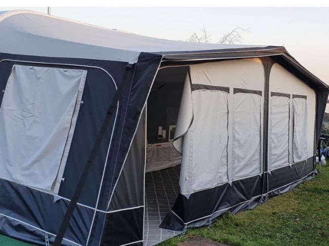 Starcamp Dakota Deluxe All Season Awning (2025)